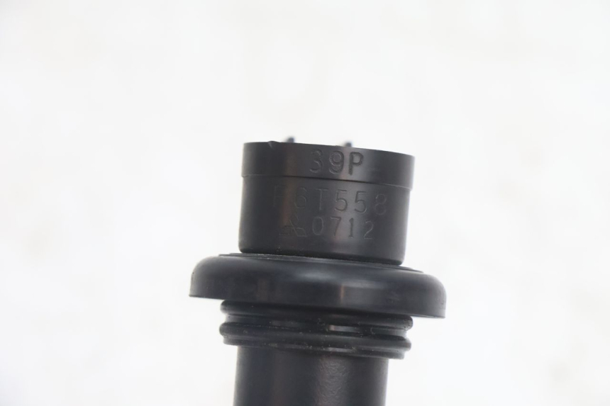 photo de BOBINA YAMAHA FZ8 800 (2010 - 2016) - Pontos de fixação