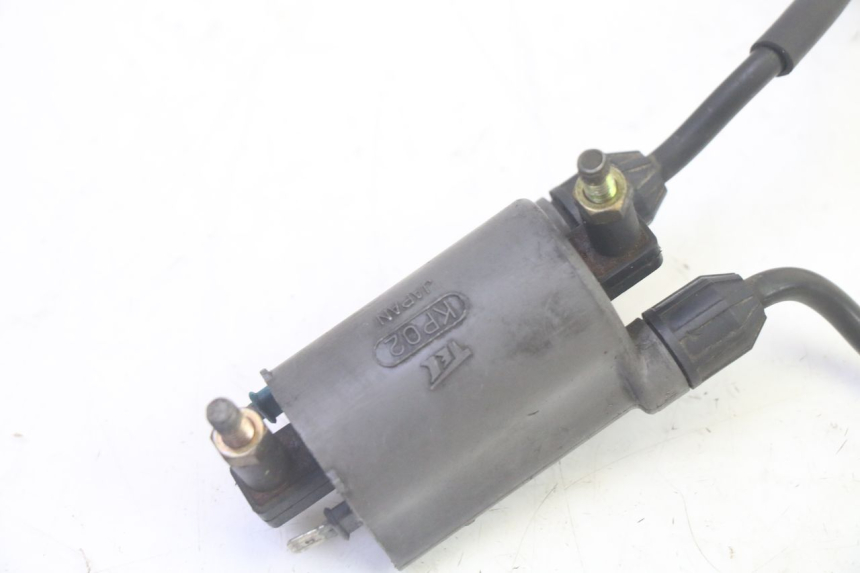 photo de BOBINA KAWASAKI GPX R WARBIRD 600 (1988 - 1993) - Pontos de fixação