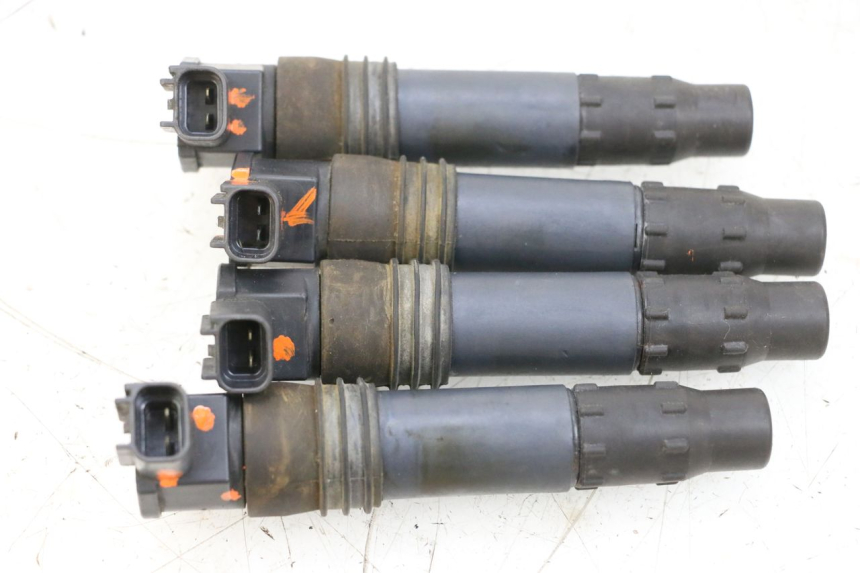 photo de BOBINA SUZUKI GSXR GSX-R 1000 (2003 - 2004) - Pontos de fixação
