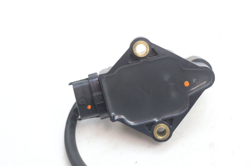 photo de BOBINA PIAGGIO MP3 LT 300 (2010 - 2016) - Pontos de fixação