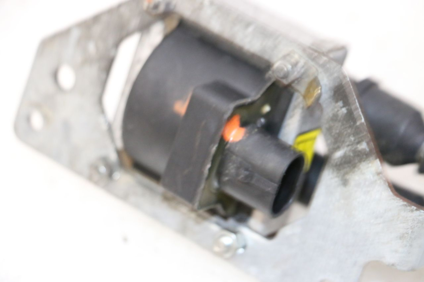 photo de BOBINA PIAGGIO MP3 500 (2014 - 2017) - Pontos de fixação