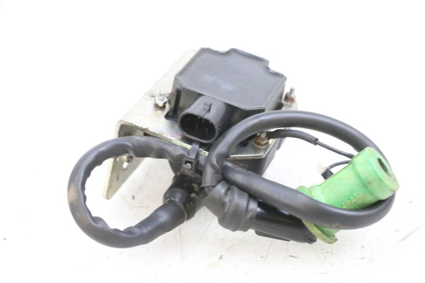 photo de BOBINA PIAGGIO MP3 RL 250 (2006 - 2010) - Pontos de fixação