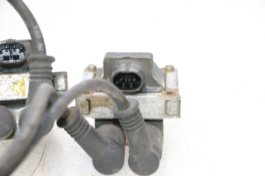 photo de BOBINA DUCATI SS IE DS CARENEE 1000 (2002 - 2006) - Outro ângulo de visão