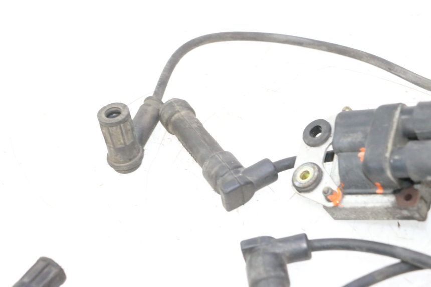 photo de BOBINA DUCATI SS IE DS CARENEE 1000 (2002 - 2006) - Marcações e referências