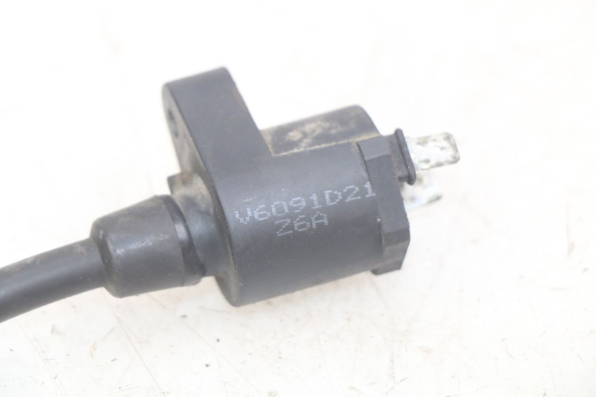 photo de BOBINA PEUGEOT TWEET 4T 50 (2010 - 2014) - Outro ângulo de visão
