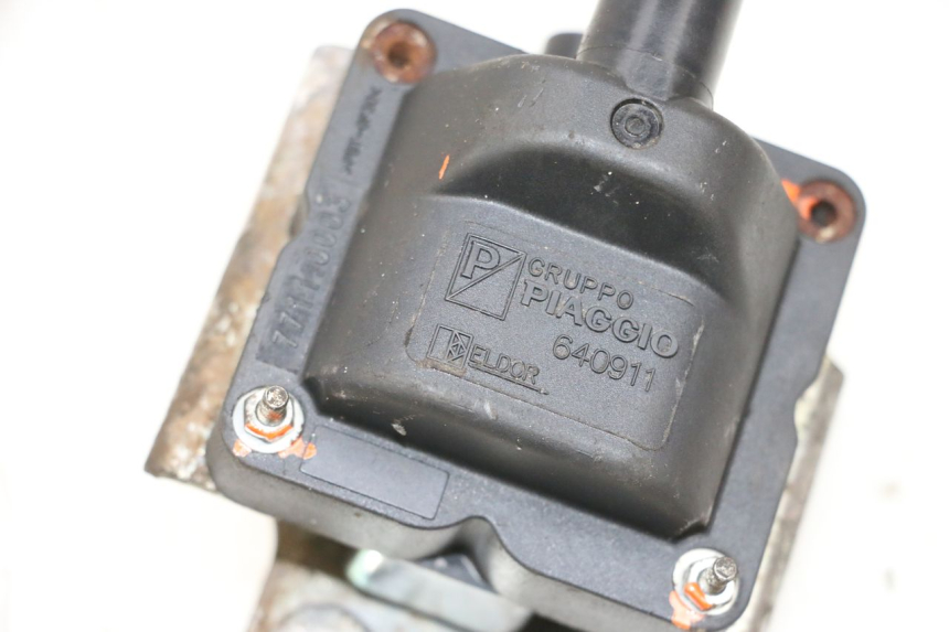 photo de BOBINA PIAGGIO VESPA GTS SUPER IE 125 (2009 - 2016) - Detalhe da peça