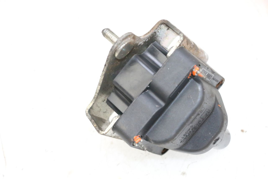 photo de BOBINA PIAGGIO VESPA GTS SUPER IE 125 (2009 - 2016) - Zoom do estado de desgaste