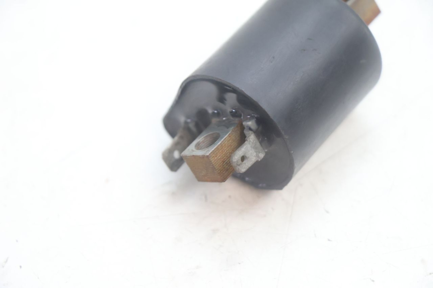 photo de BOBINA YAMAHA XMAX X-MAX 125 (2006 - 2009) - Pontos de fixação