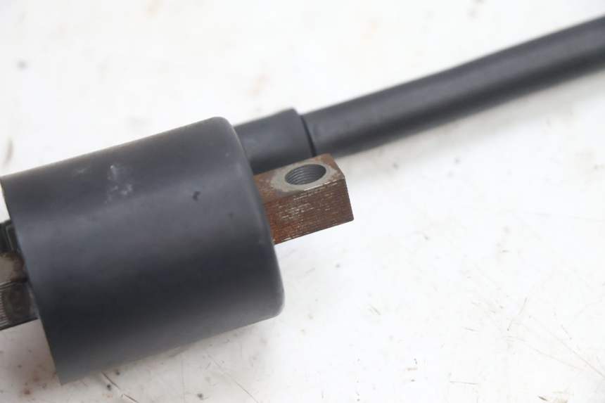 photo de BOBINA YAMAHA YP MAJESTY 125 (2002 - 2006) - Pontos de fixação