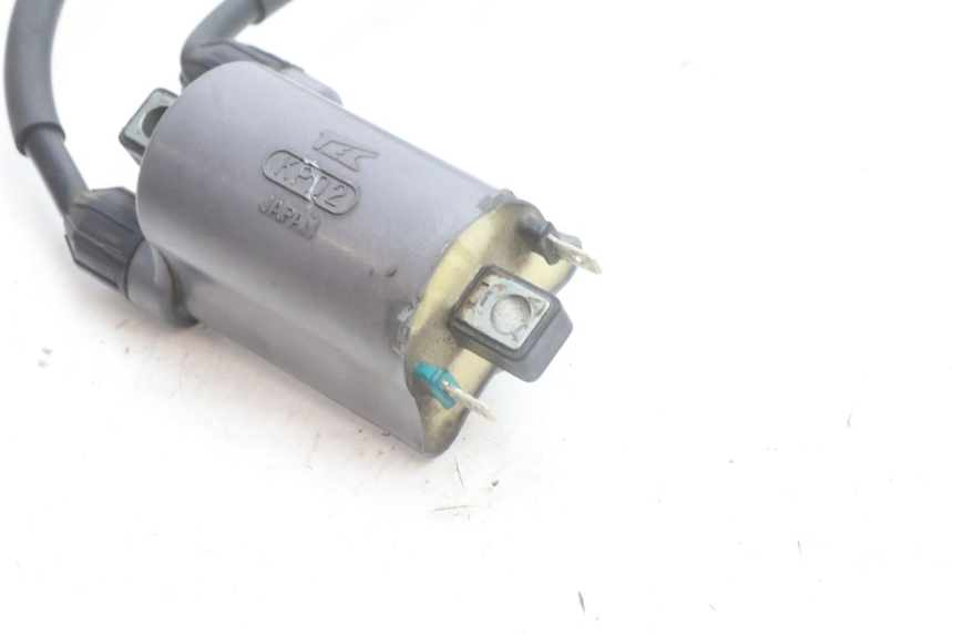 photo de BOBINA KAWASAKI ZZR 600 (1995 - 2004) - Pontos de fixação