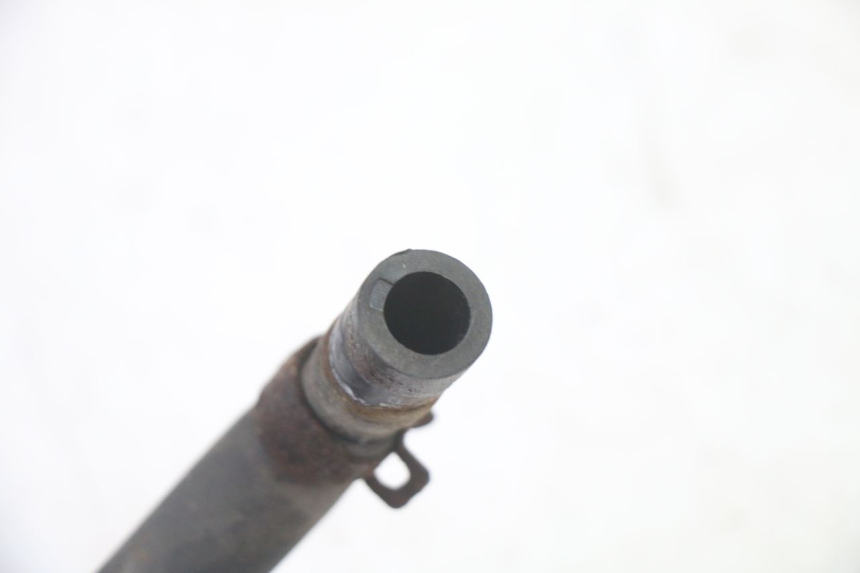 photo de RESERVATÓRIO DE LÍQUIDO DE FREIO TRIUMPH SPRINT 900 (1995 - 1998) - Pontos de fixação
