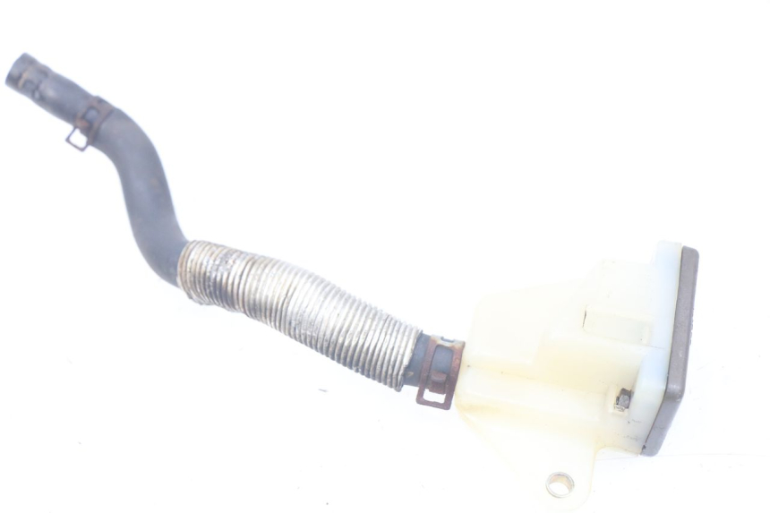 photo de RESERVATÓRIO DE LÍQUIDO DE FREIO SUZUKI XF FREEWIND 650 (1997 - 2003) - Detalhe da peça
