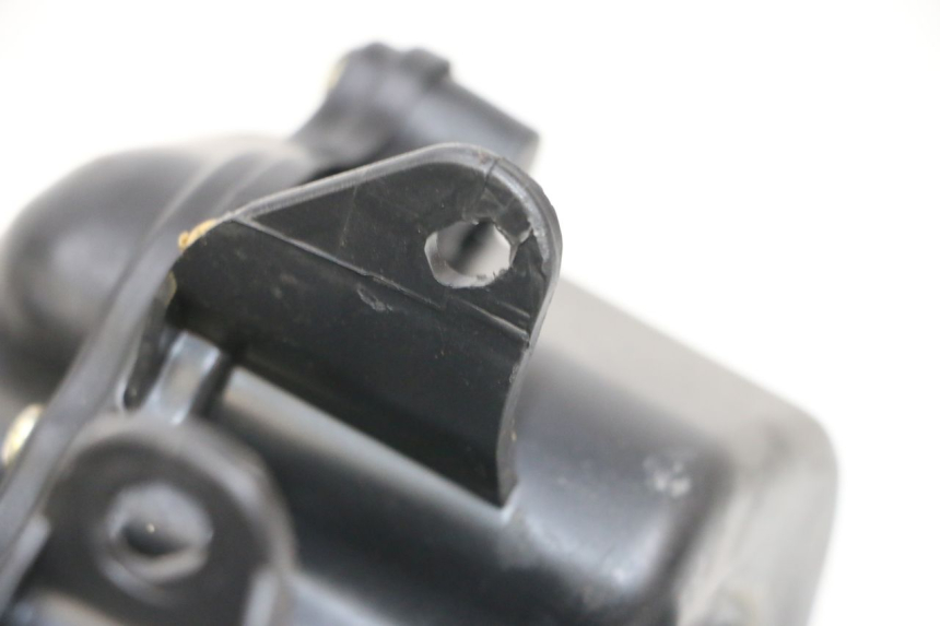 photo de CAIXA DE AR MAG POWER BOMBERS 4T 50 (2016 - 2026) - Detalhe da peça