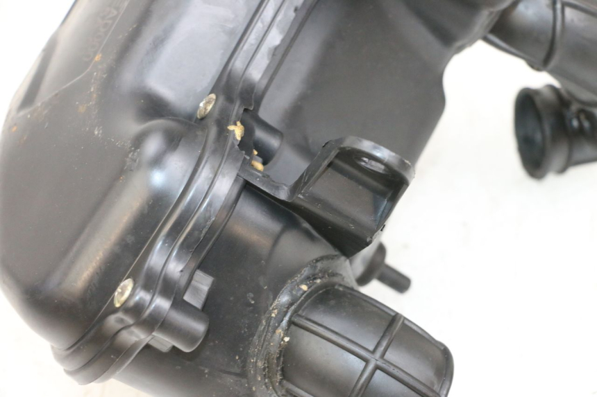 photo de CAIXA DE AR MAG POWER BOMBERS 4T 50 (2016 - 2026) - Zoom do estado de desgaste