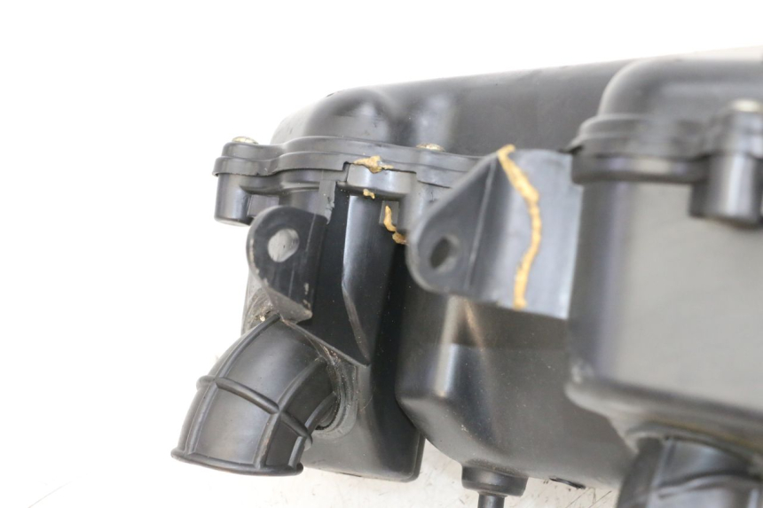 photo de CAIXA DE AR MAG POWER BOMBERS 4T 50 (2016 - 2026) - Outro ângulo de visão