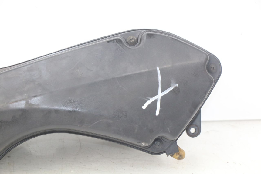 photo de CAIXA DE AR SUZUKI BURGMAN 125 (2007 - 2014) - Pontos de fixação