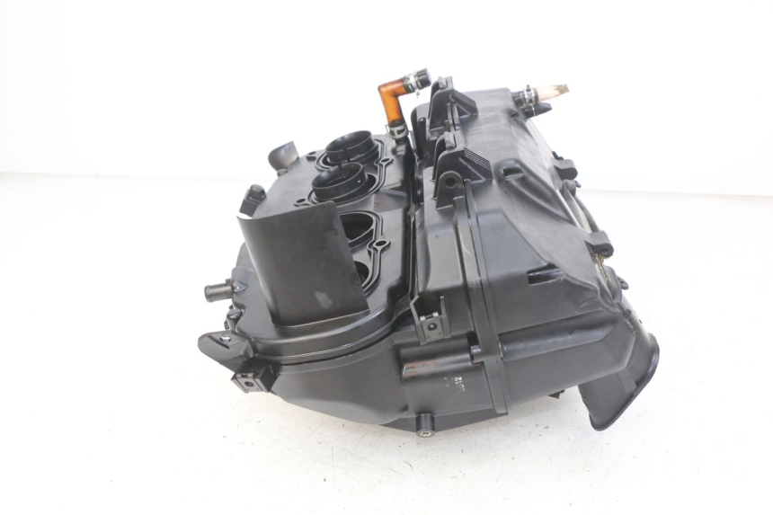 photo de CAIXA DE AR HONDA CB R 1000 (2018 - 2023) - Zoom do estado de desgaste