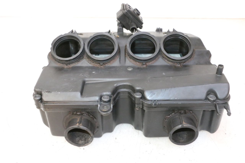 photo de CAIXA DE AR HONDA CBR RR FIREBLADE 900 (1992 - 1994) - Detalhe da peça