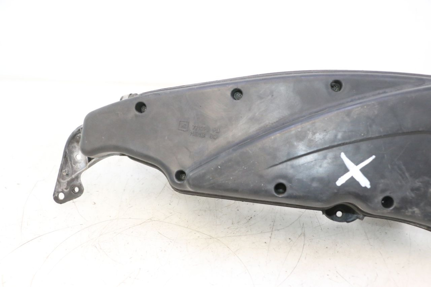 photo de CAIXA DE AR PEUGEOT CITYSTAR 125 (2011 - 2017) - Pontos de fixação