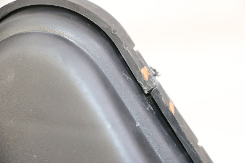 photo de CAIXA DE AR APRILIA CLASSIC 125 (1995 - 2001) - Zoom do estado de desgaste