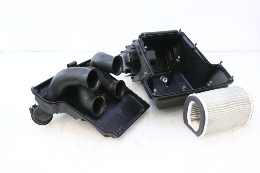 photo de CAIXA DE AR YAMAHA FJR 1300 (2001 - 2005) - Detalhe da peça