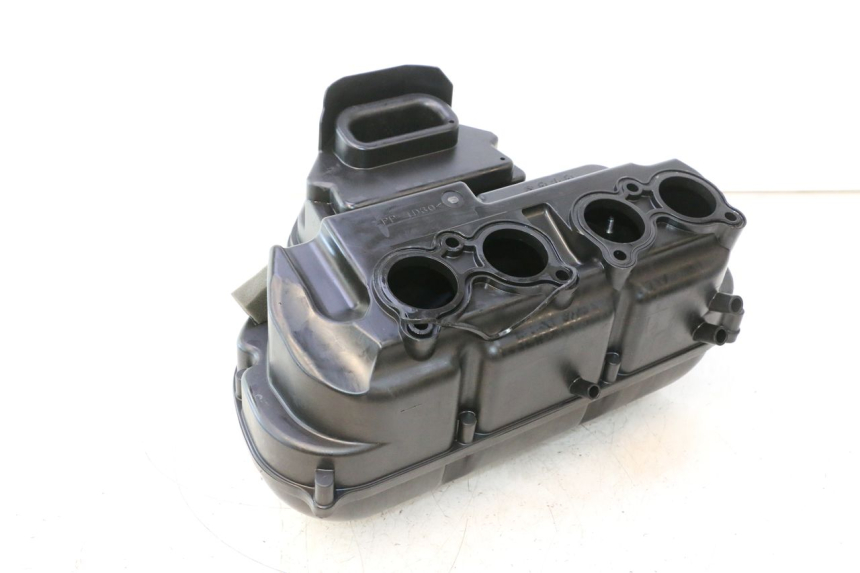 photo de CAIXA DE AR YAMAHA FZ8 800 (2010 - 2016) - Detalhe da peça
