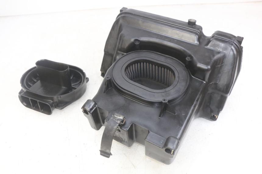 photo de CAIXA DE AR YAMAHA FZS FAZER 600 (1998 - 2001) - Estado da superfície