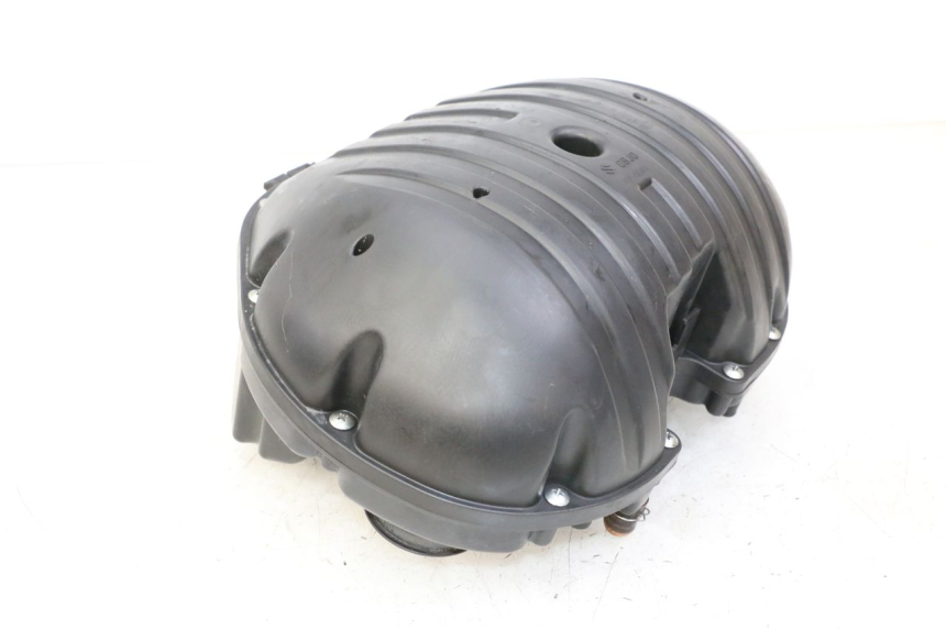 photo de CAIXA DE AR SUZUKI GSR 750 (2011 - 2017) - Pontos de fixação
