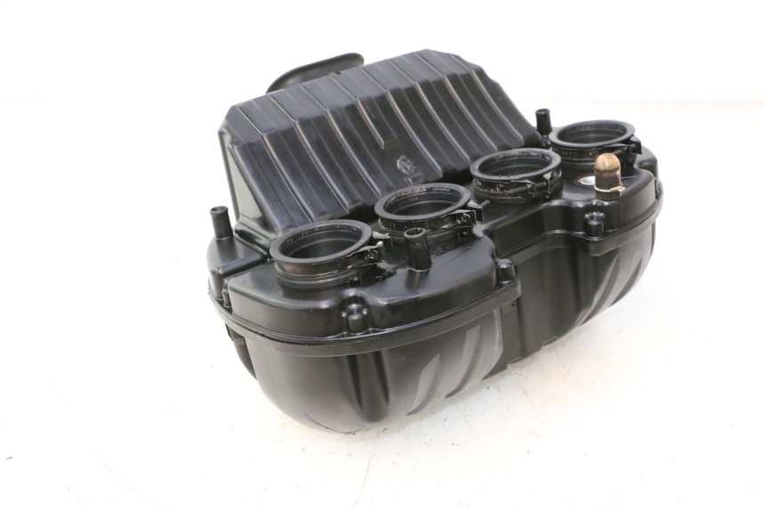 photo de CAIXA DE AR SUZUKI GSR 600 (2005 - 2012) - Estado da superfície
