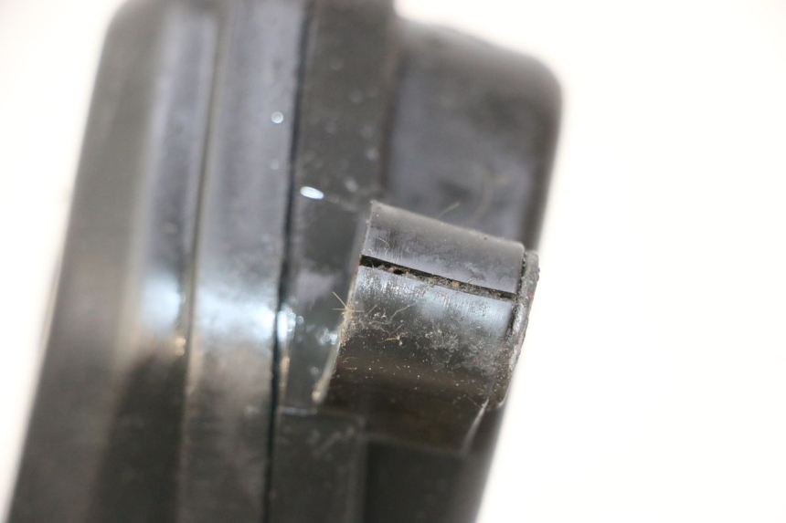 photo de CAIXA DE AR PEUGEOT KISBEE 2T 50 (2010 - 2017) - Detalhe da peça