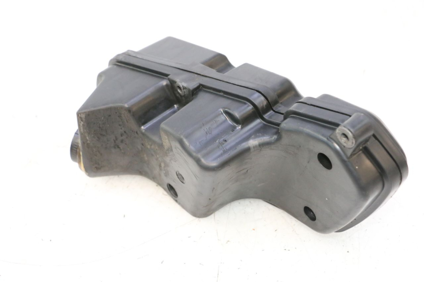 photo de CAIXA DE AR PEUGEOT KISBEE 2T 50 (2010 - 2017) - Zoom do estado de desgaste