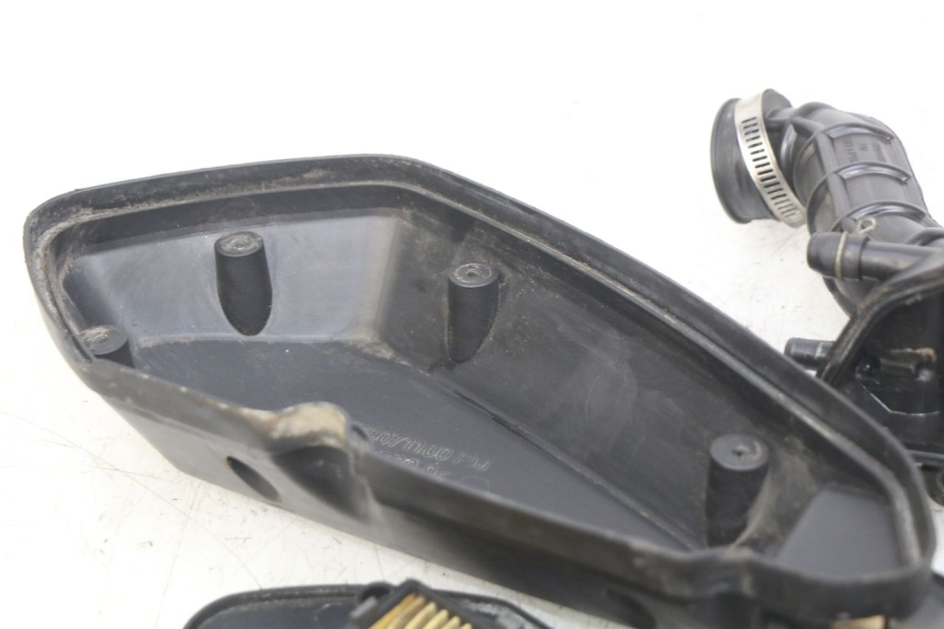 photo de CAIXA DE AR PEUGEOT KISBEE 4T 50 (2018 - 2022) - Pontos de fixação
