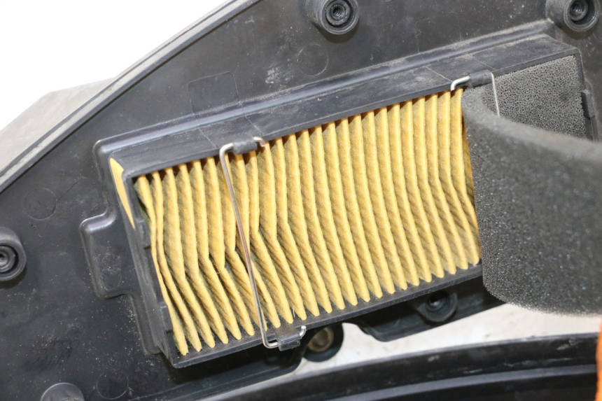 photo de CAIXA DE AR PEUGEOT KISBEE 4T 50 (2010 - 2017) - Pontos de fixação