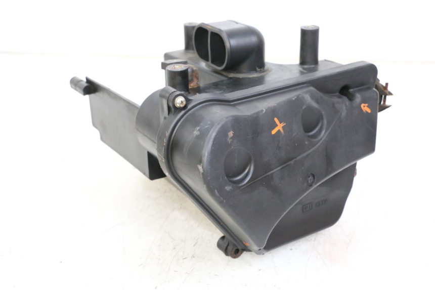 photo de CAIXA DE AR KYMCO STRYKER OFF ROAD 125 (1999 - 2005) - Outro ângulo de visão