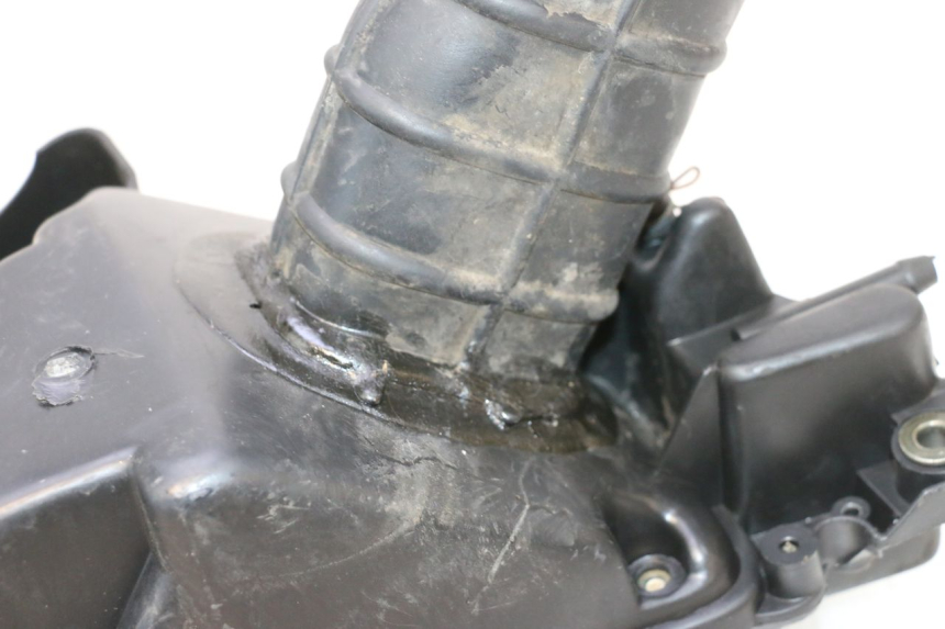 photo de BOITE A AIR KEEWAY MATRIX RX9 125 (2006 - 2007) - Pontos de fixação