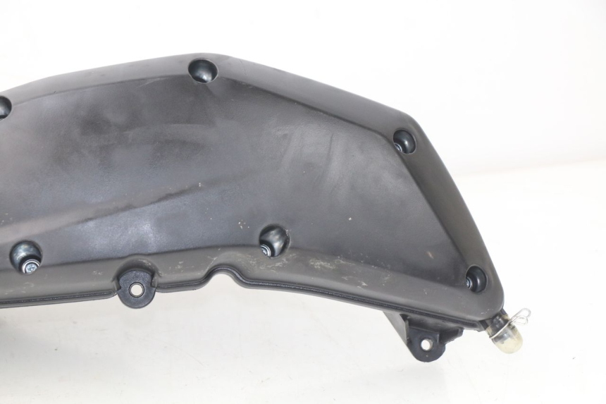 photo de CAIXA DE AR PEUGEOT METROPOLIS 400 (2017 - 2020) - Pontos de fixação