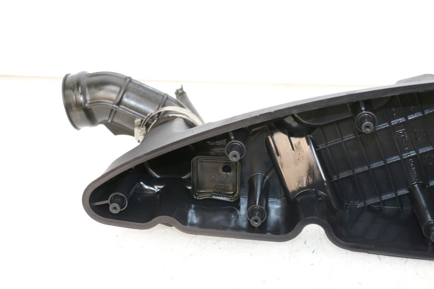 photo de CAIXA DE AR PIAGGIO MP3 HPE 350 (2018 - 2020) - Estado da superfície