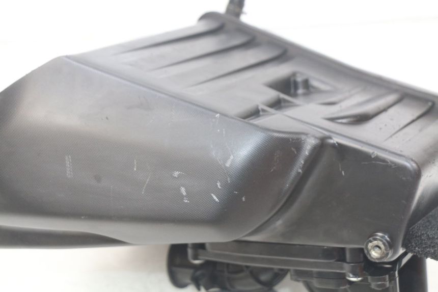 photo de CAIXA DE AR YAMAHA MT-07 MT07 ABS 700 (2014 - 2017) - Ampliação técnica
