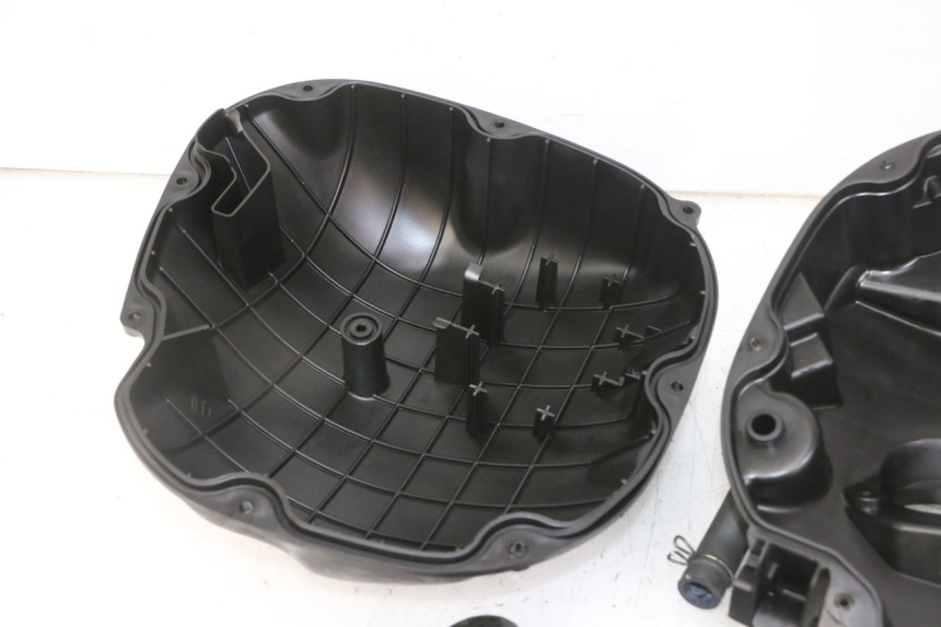 photo de CAIXA DE AR HONDA NTV DEAUVILLE ABS 700 (2007 - 2016) - Estado da superfície