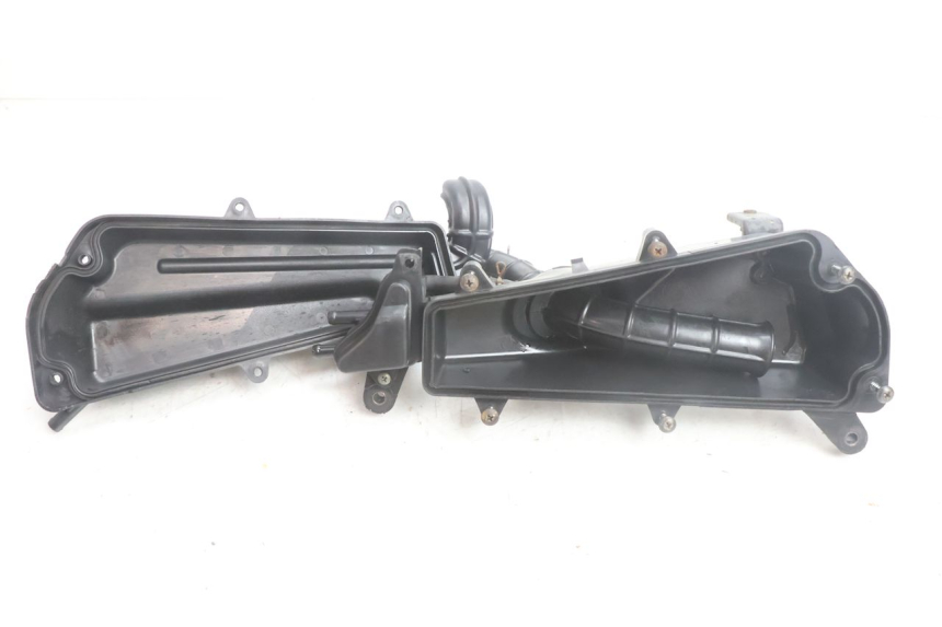 photo de CAIXA DE AR SYM ORBIT III 3 4T 50 (2021 - 2025) - Pontos de fixação