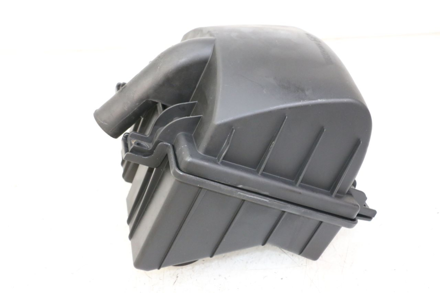 photo de CAIXA DE AR PEUGEOT SATELIS COMPRESSOR K15 125 (2006 - 2009) - Outro ângulo de visão