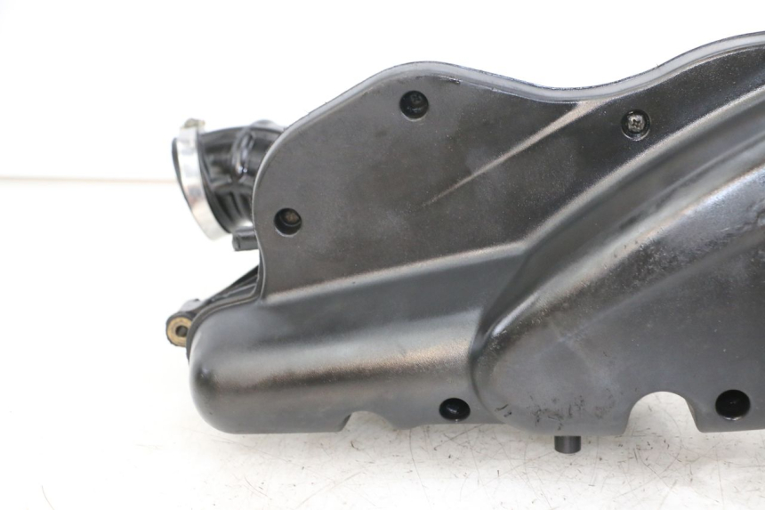 photo de CAIXA DE AR PIAGGIO BEVERLY 125 (1998 - 2005) - Pontos de fixação