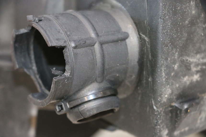 photo de CAIXA DE AR MZ RT 125 (2000 - 2008) - Pontos de fixação