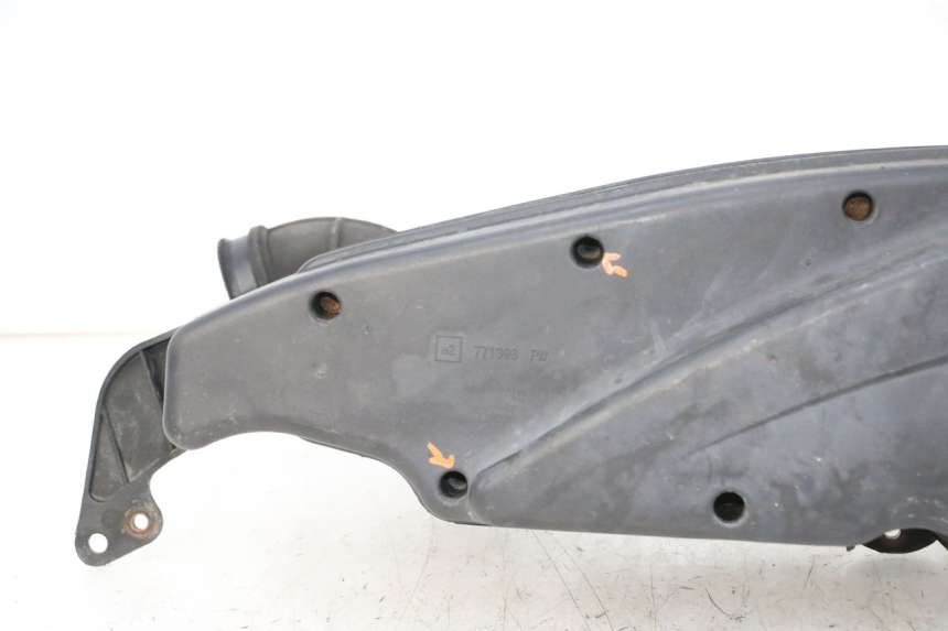 photo de CAIXA DE AR PEUGEOT SATELIS 125 (2006 - 2009) - Ampliação técnica