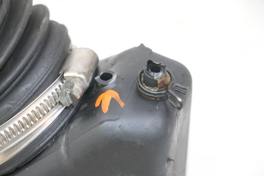 photo de CAIXA DE AR APRILIA SCARABEO GT TOURING 125 (1999 - 2005) - Zoom do estado de desgaste