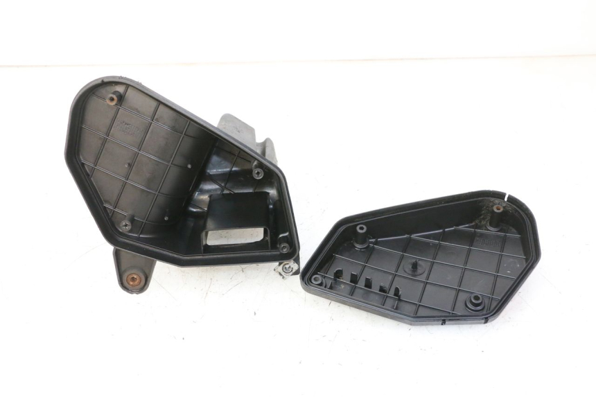 photo de CAIXA DE AR GILERA SMT SUPERMOTARD 50 (2009 - 2017) - Detalhe da peça