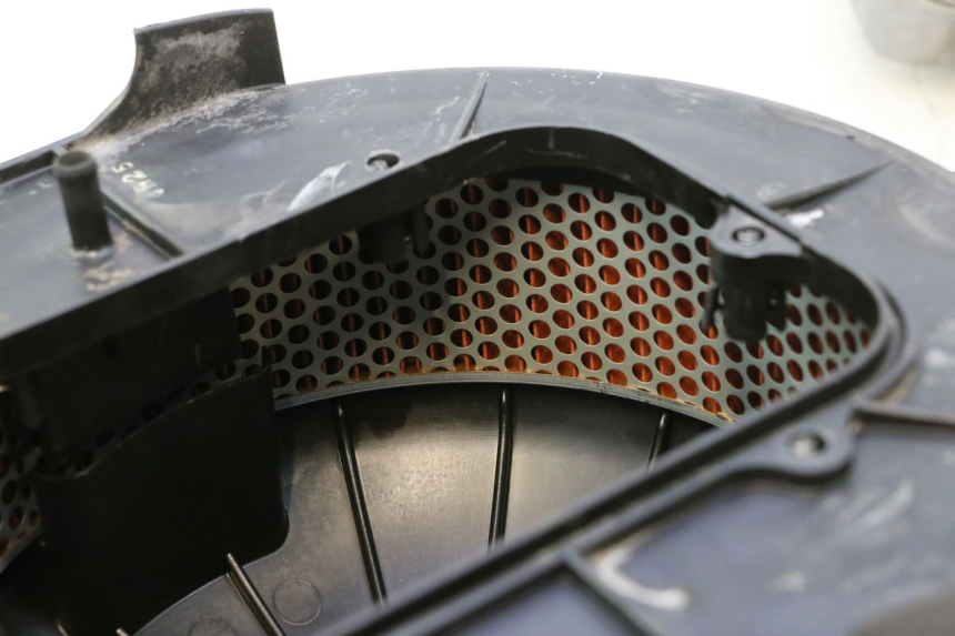 photo de CAIXA DE AR HONDA ST PAN EUROPEAN 1100 (1990 - 2002) - Pontos de fixação