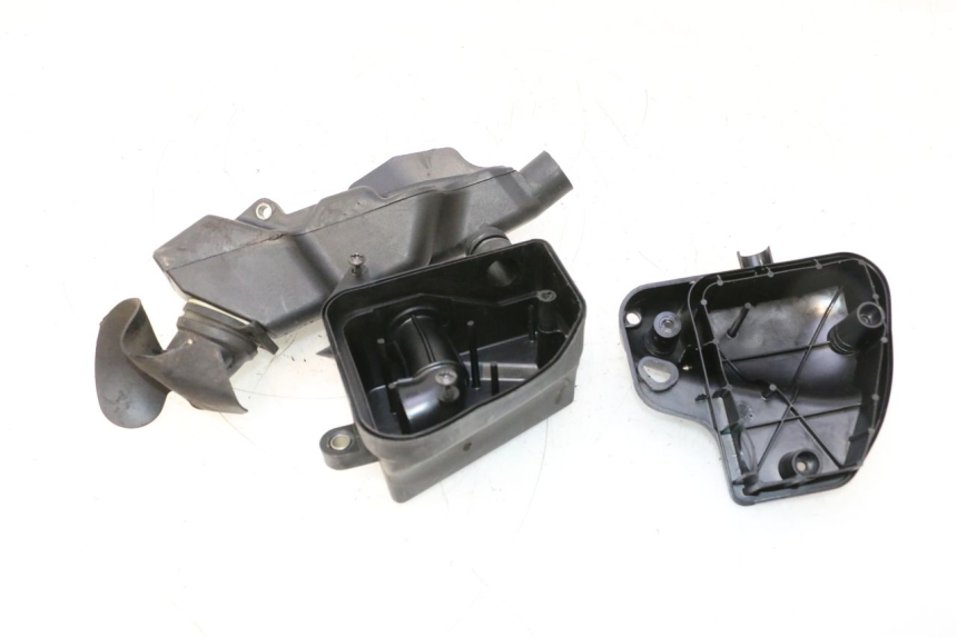 photo de CAIXA DE AR PEUGEOT TKR TREKKER FURIOUS 50 (2005 - 2014) - Pontos de fixação