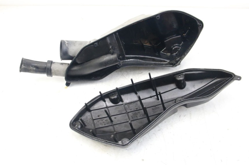 photo de CAIXA DE AR SUZUKI UH BURGMAN 125 (2002 - 2006) - Estado da superfície