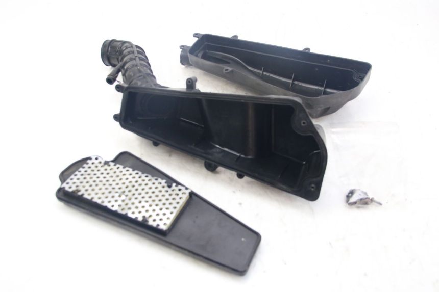 photo de CAIXA DE AR PEUGEOT VIVACITY NEW 4T 50 (2008 - 2017) - Outro ângulo de visão